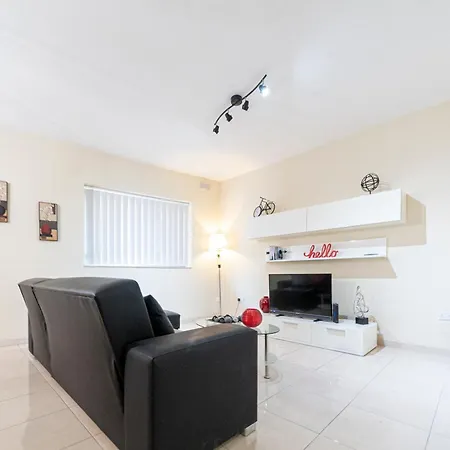 Apartment Modern 2 Bedroom 2 Minutes To Seafront